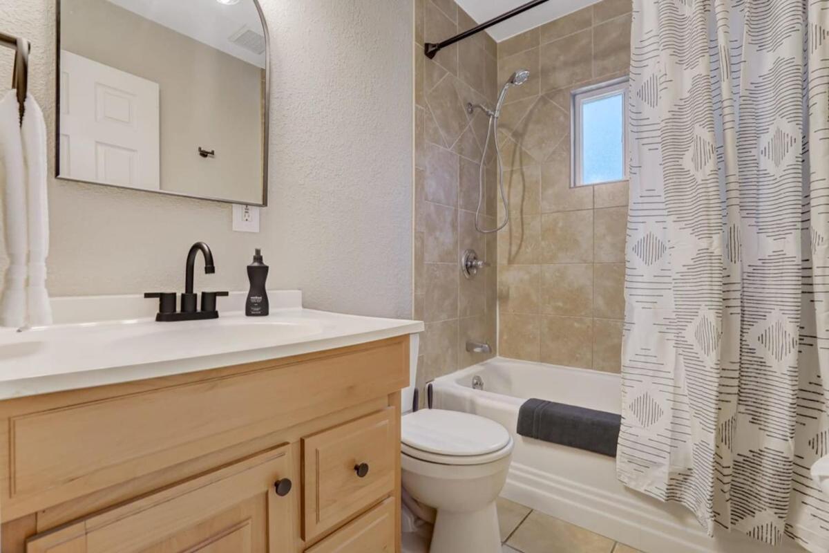 Casa vacanze Bonny Adventure Downtown W Hot Tub & Fire Pit Colorado Springs